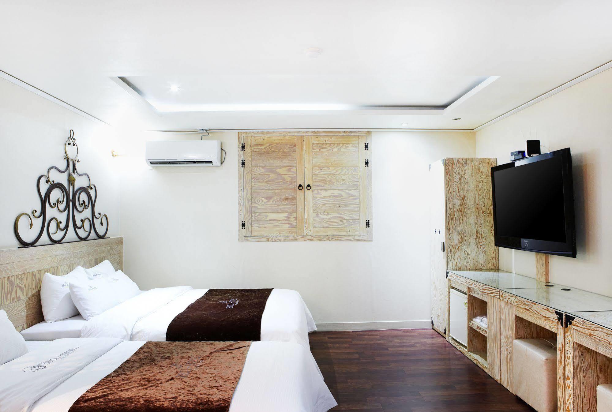 Bell Hotel Hwaseong Екстер'єр фото