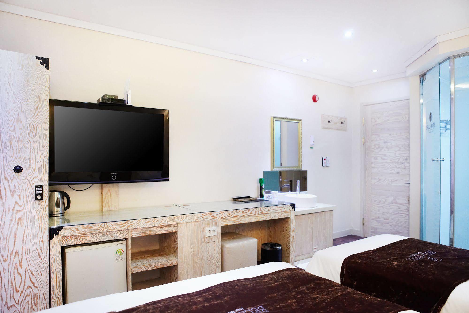 Bell Hotel Hwaseong Екстер'єр фото